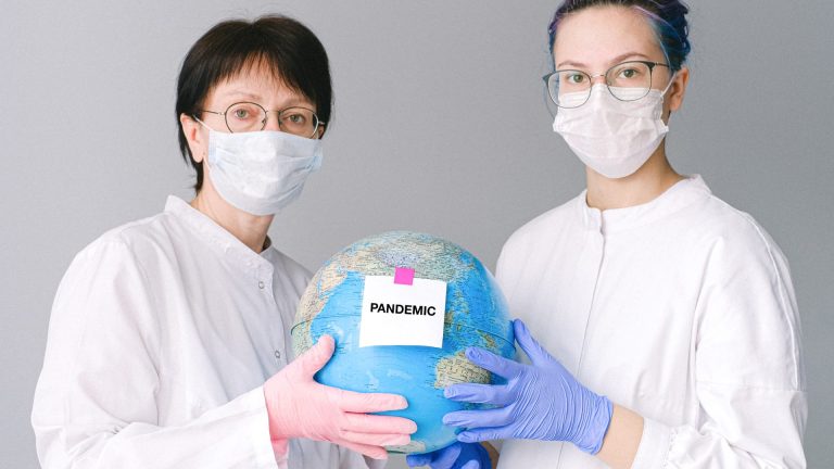 Will the pandemic end in 2022?